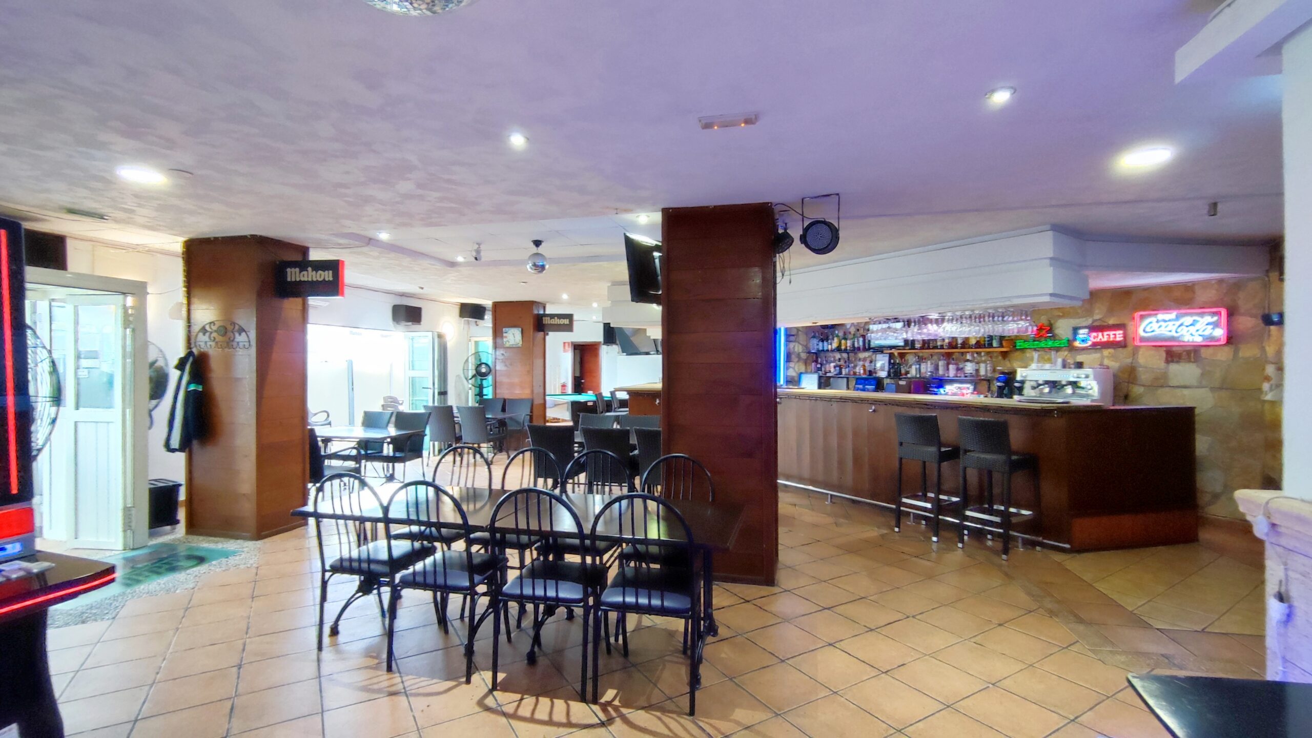 Oportunidad Única en el Corazón de Altea: Bar-Restaurante en Funcionamiento en Zona Premium