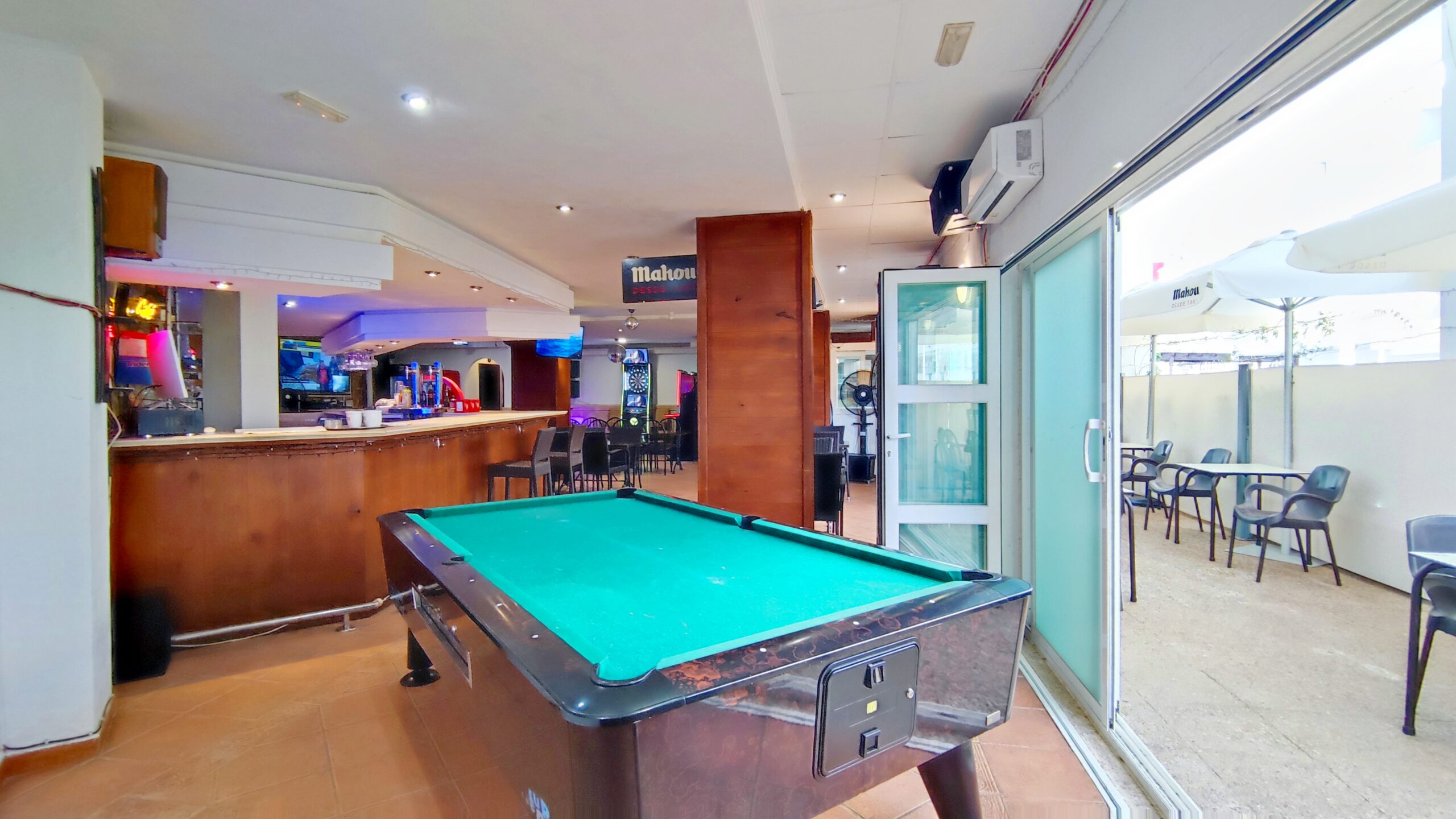 Oportunidad Única en el Corazón de Altea: Bar-Restaurante en Funcionamiento en Zona Premium