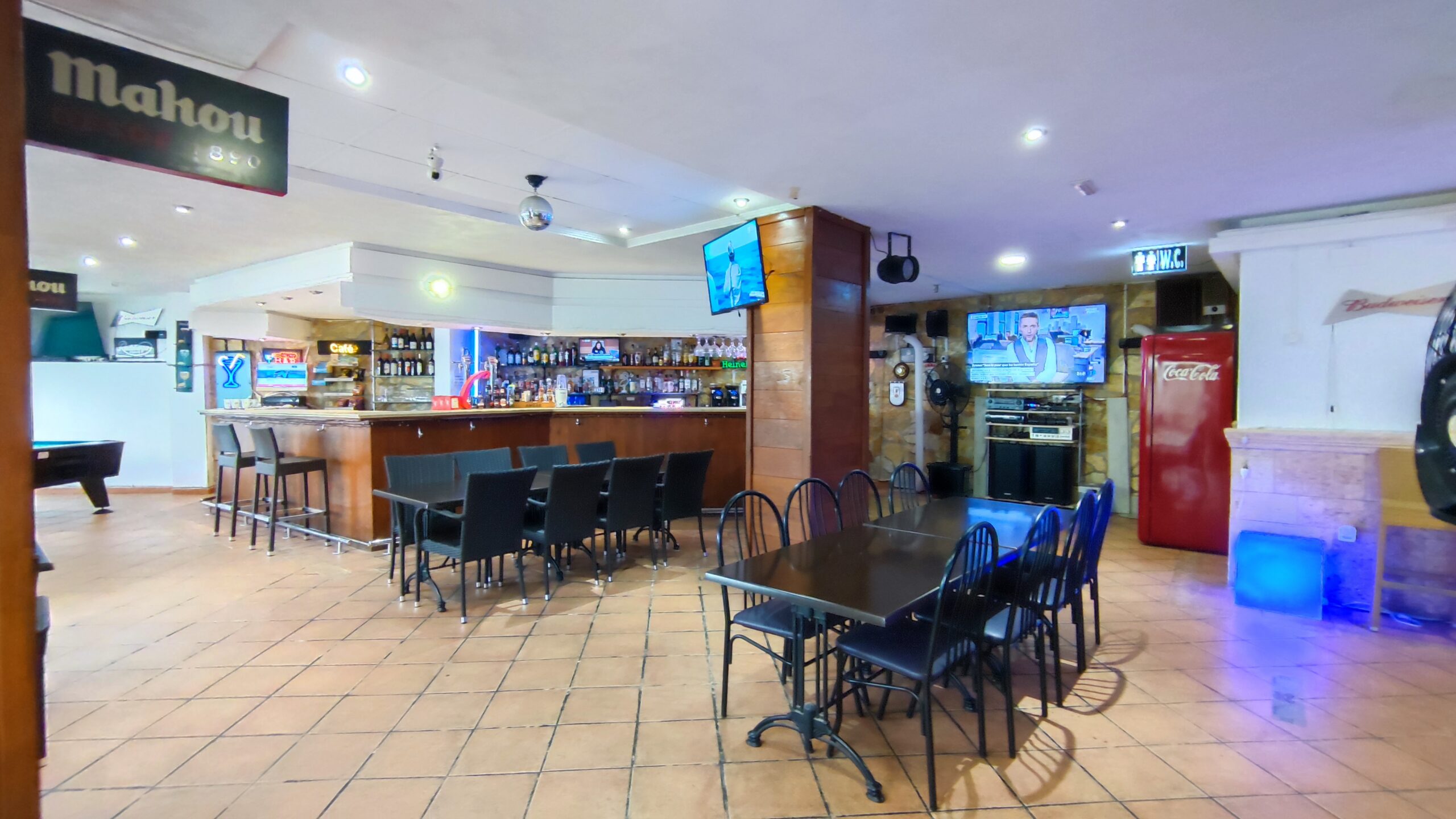 Oportunidad Única en el Corazón de Altea: Bar-Restaurante en Funcionamiento en Zona Premium