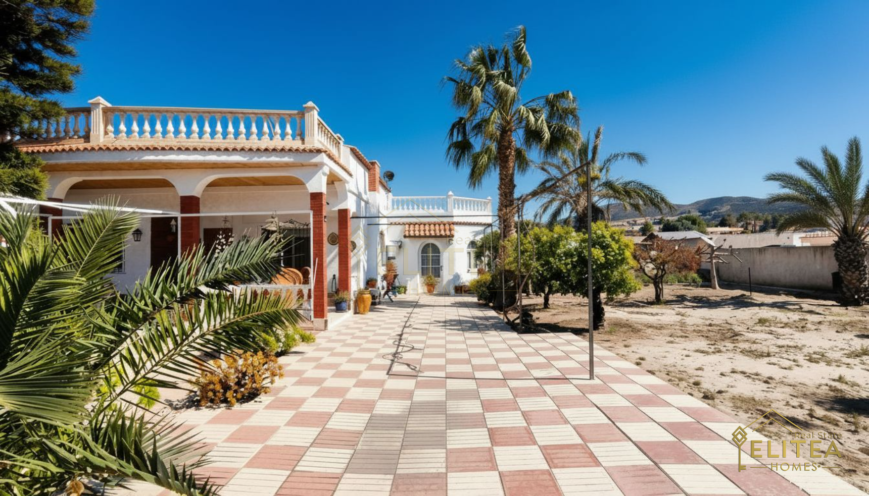 Magnifico Chalet independiente con piscina y vistas al Cabeçó d’Or en Busot