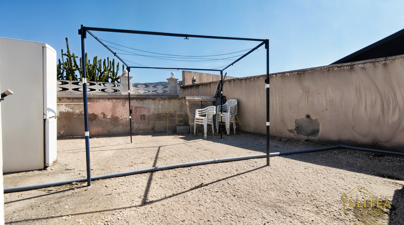 Magnifico Chalet independiente con piscina y vistas al Cabeçó d’Or en Busot