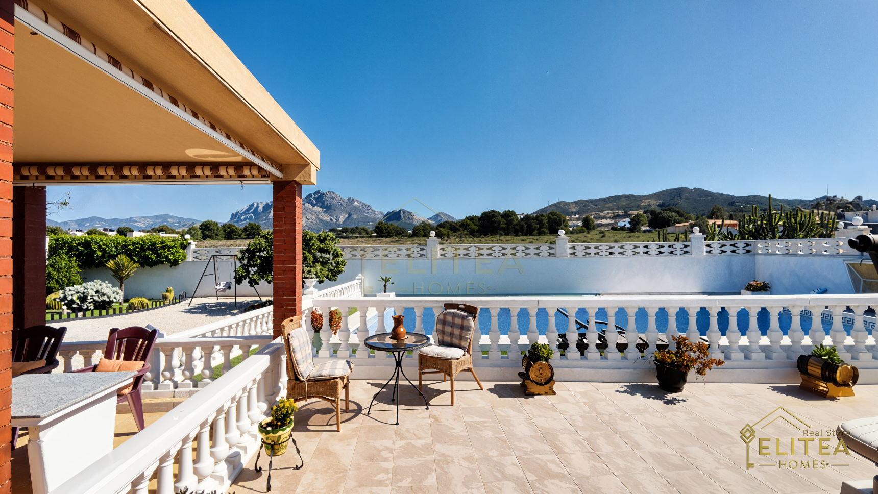 Magnifico Chalet independiente con piscina y vistas al Cabeçó d’Or en Busot