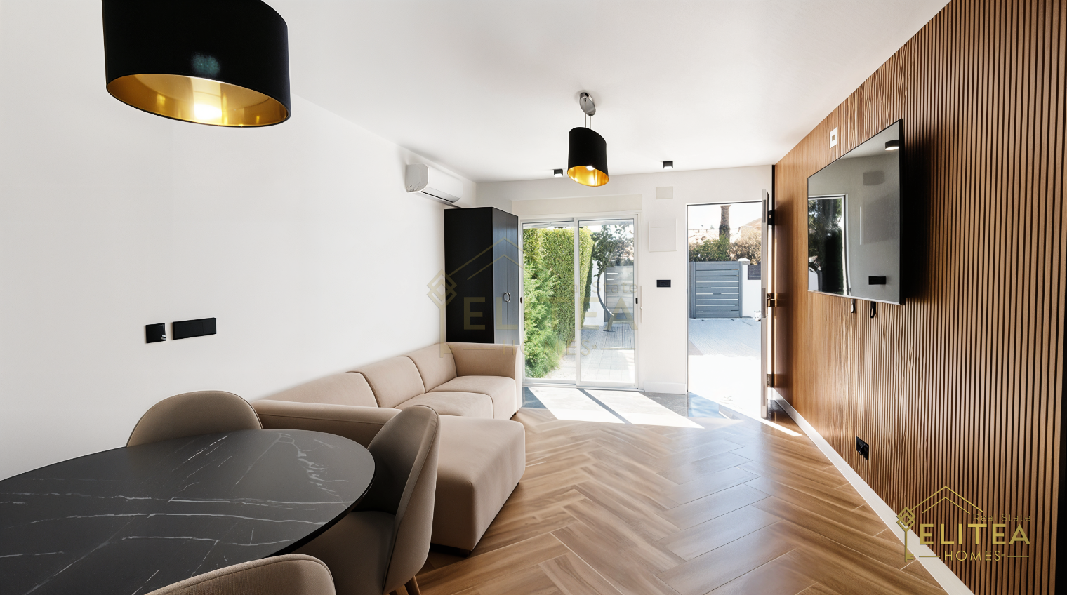 Exclusivo chalet pareado de diseño contemporáneo, completamente reformado, ubicado entre La Nucía y L’Alfàs del Pi