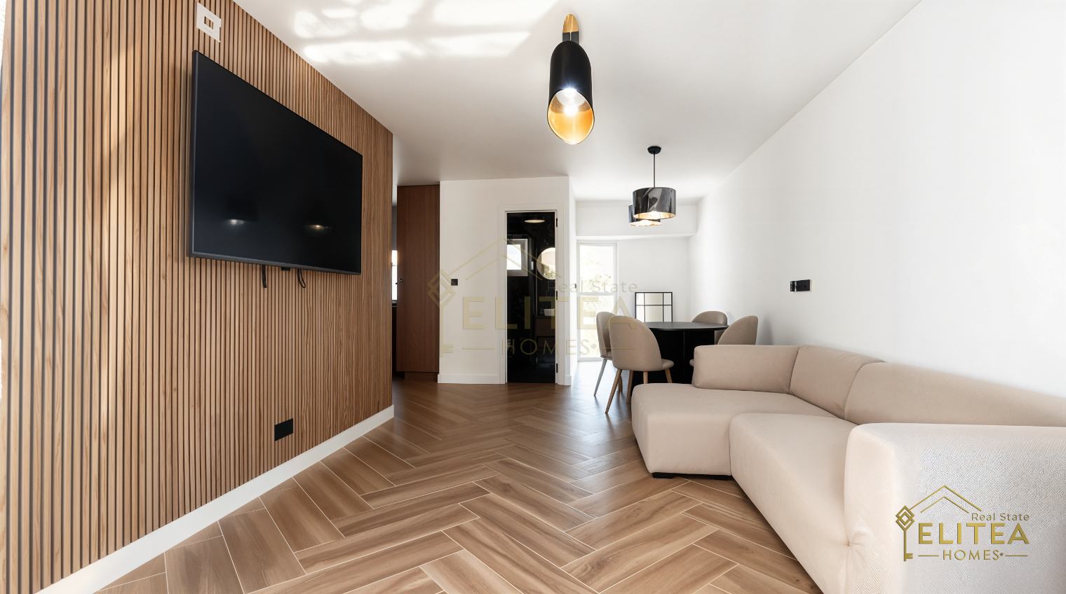 Exclusivo chalet pareado de diseño contemporáneo, completamente reformado, ubicado entre La Nucía y L’Alfàs del Pi