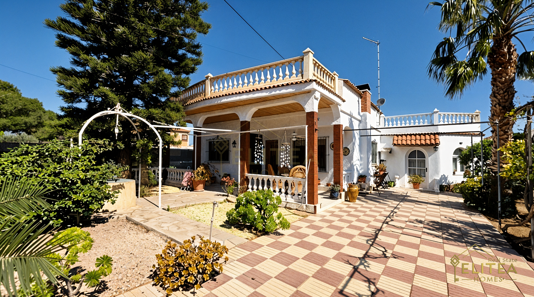 Magnifico Chalet independiente con piscina y vistas al Cabeçó d’Or en Busot