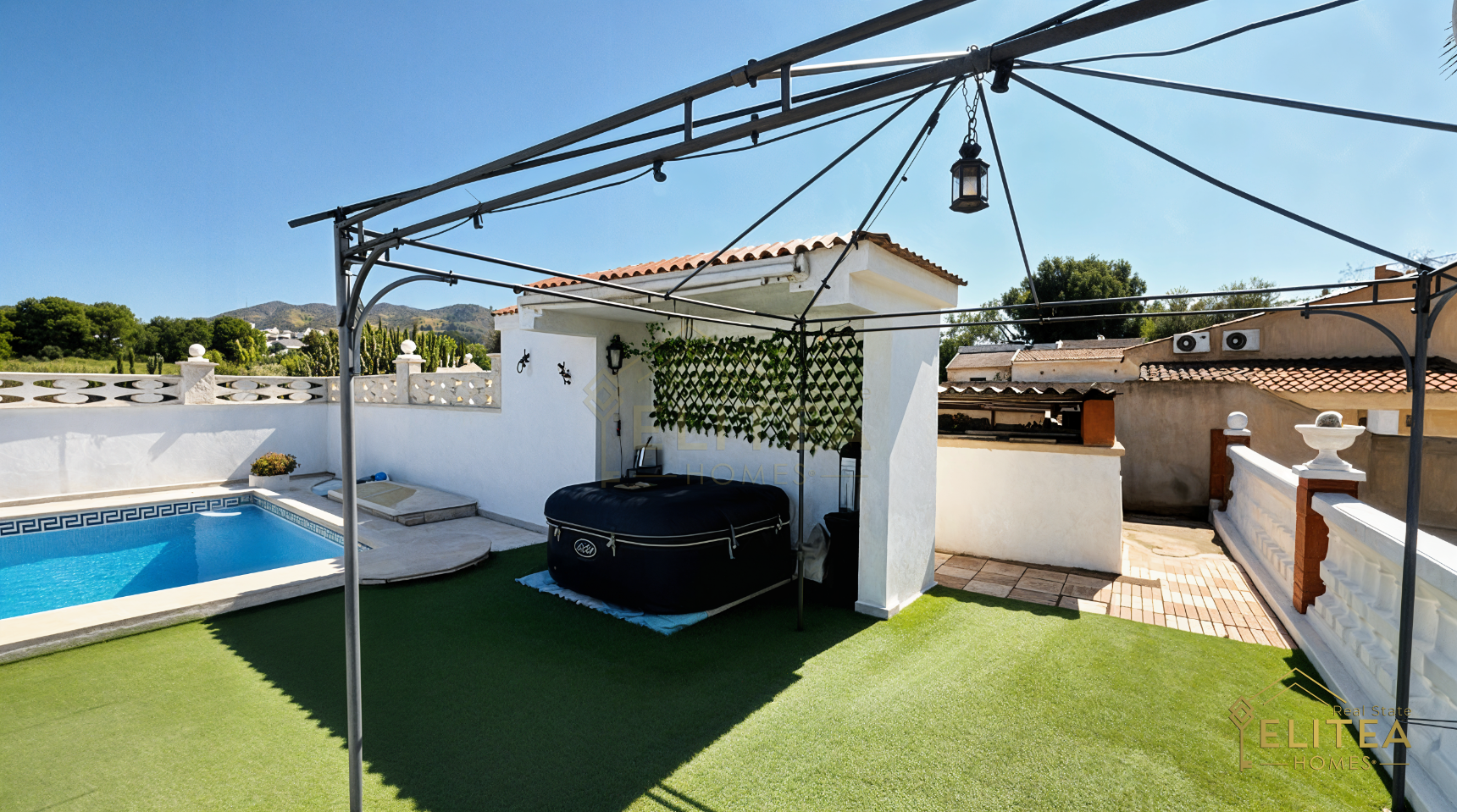 Magnifico Chalet independiente con piscina y vistas al Cabeçó d’Or en Busot