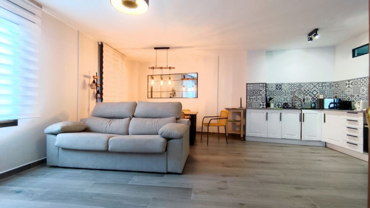 Bajo reformado en Altea a pocos minutos del mar – ideal como vivienda o inversión