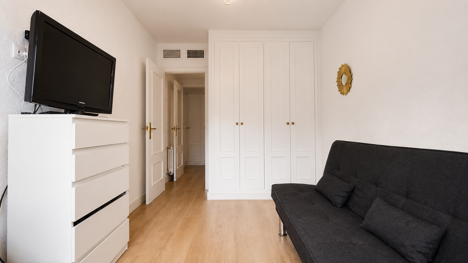 EXCLUSIVA VIVIENDA CON GARAJE Y GRAN TRASTERO EN UNA DE LAS MEJORES URBANIZACIONES DE PARQUE AVENIDAS – GARBINET