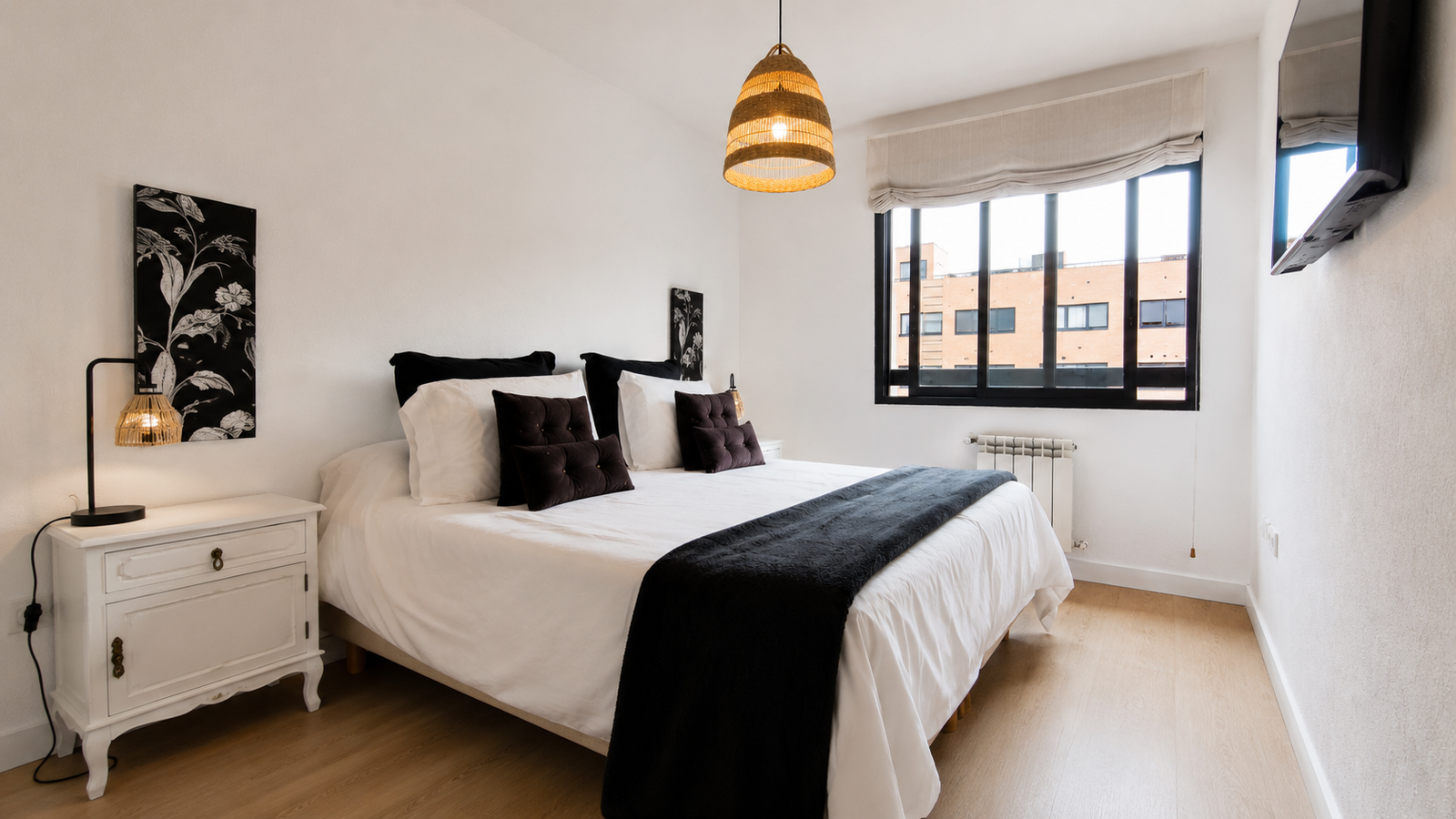 EXCLUSIVA VIVIENDA CON GARAJE Y GRAN TRASTERO EN UNA DE LAS MEJORES URBANIZACIONES DE PARQUE AVENIDAS – GARBINET