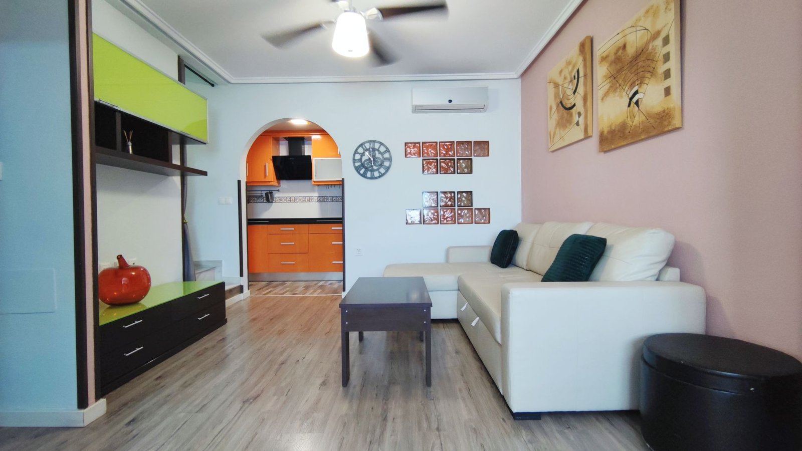 CHALET ADOSADO DE 3 DORMITORIOS CON JARDÍN Y AMPLIA TERRAZA – MONFORTE DEL CID