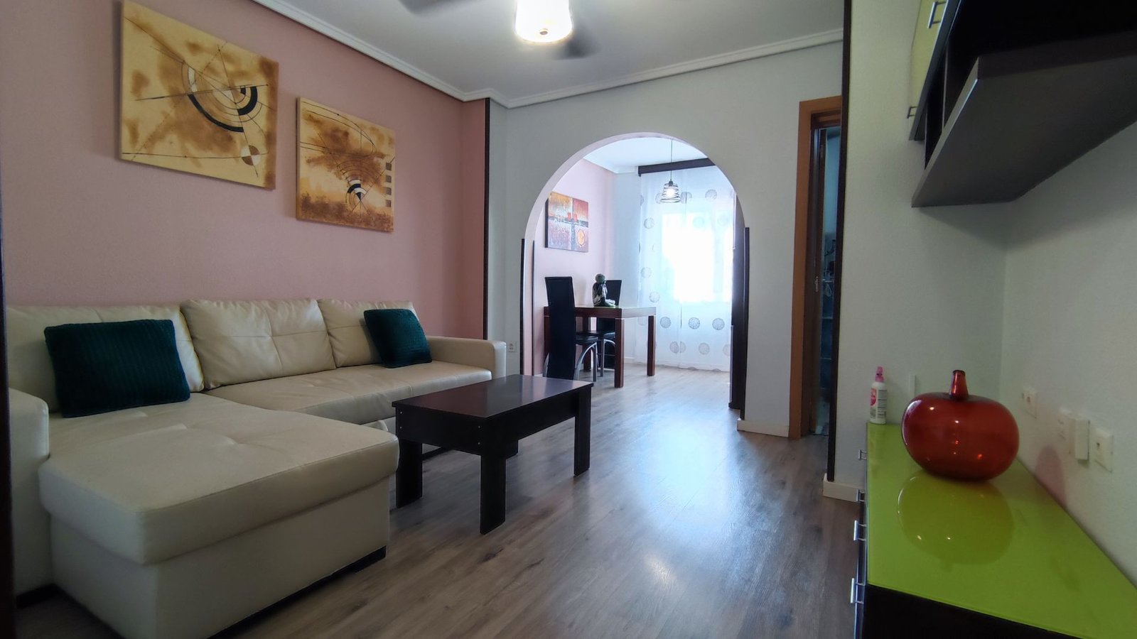 CHALET ADOSADO DE 3 DORMITORIOS CON JARDÍN Y AMPLIA TERRAZA – MONFORTE DEL CID