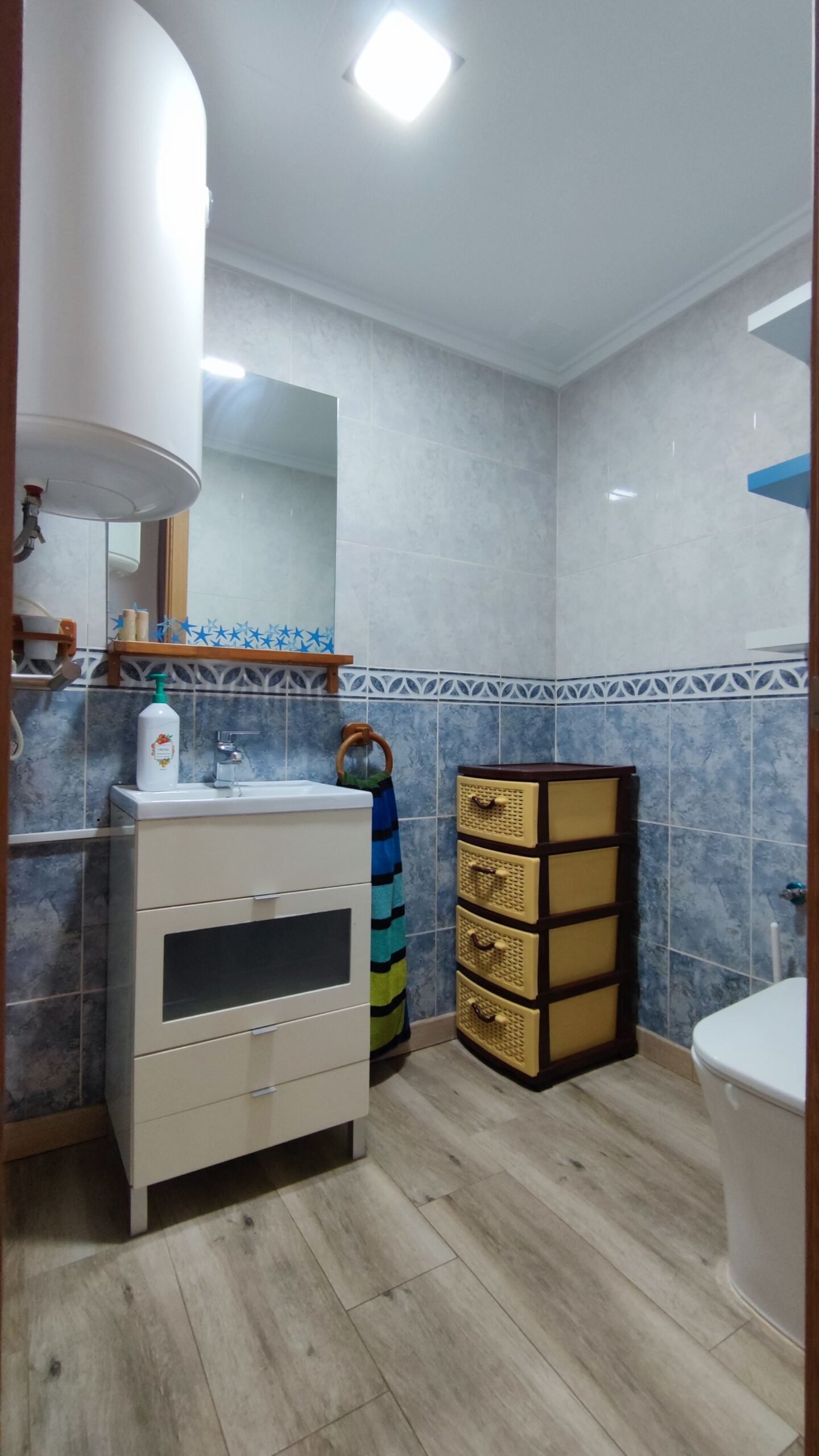 CHALET ADOSADO DE 3 DORMITORIOS CON JARDÍN Y AMPLIA TERRAZA – MONFORTE DEL CID