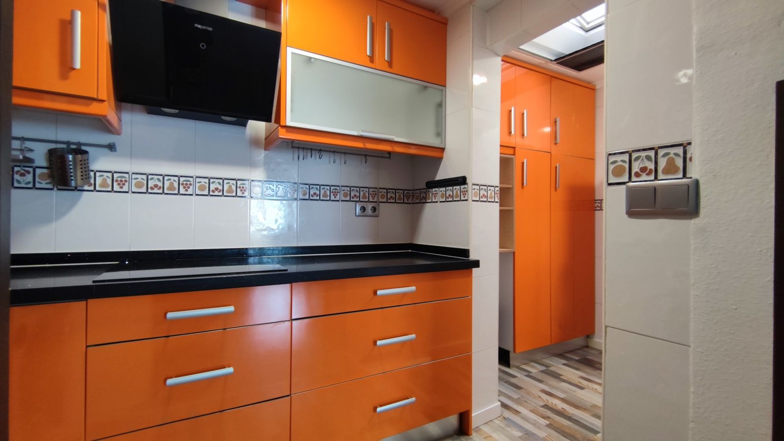 CHALET ADOSADO DE 3 DORMITORIOS CON JARDÍN Y AMPLIA TERRAZA – MONFORTE DEL CID