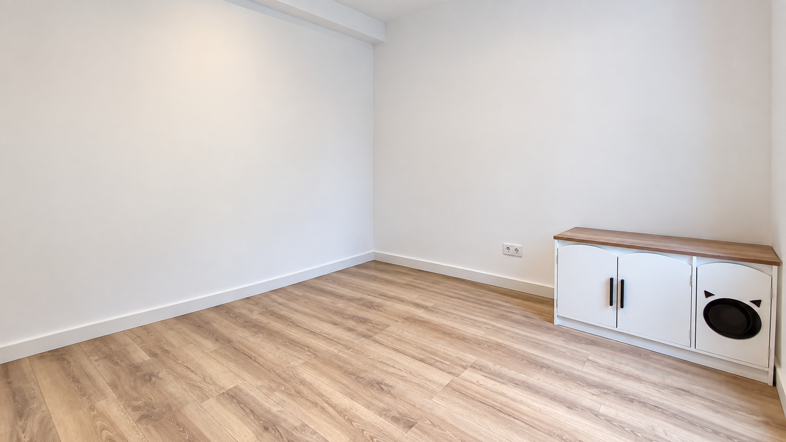 PLANTA BAJA DE DISEÑO CON PATIO PRIVADO DE 33 m² EN EL CAMPELLO