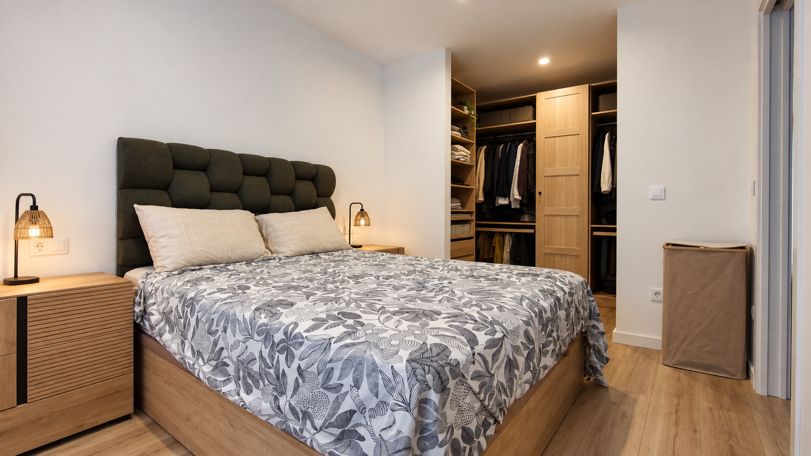PLANTA BAJA DE DISEÑO CON PATIO PRIVADO DE 33 m² EN EL CAMPELLO