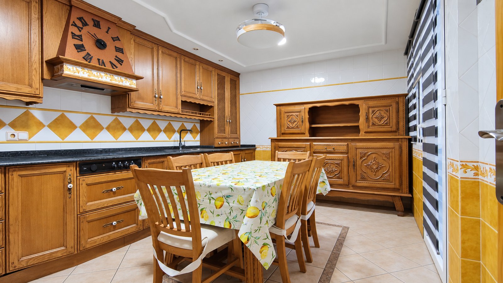 MAGNIFICO CHALET PAREADO EN DIVINA PASTORA, ALICANTE | PISCINA, GARAJE Y PLACAS SOLARES