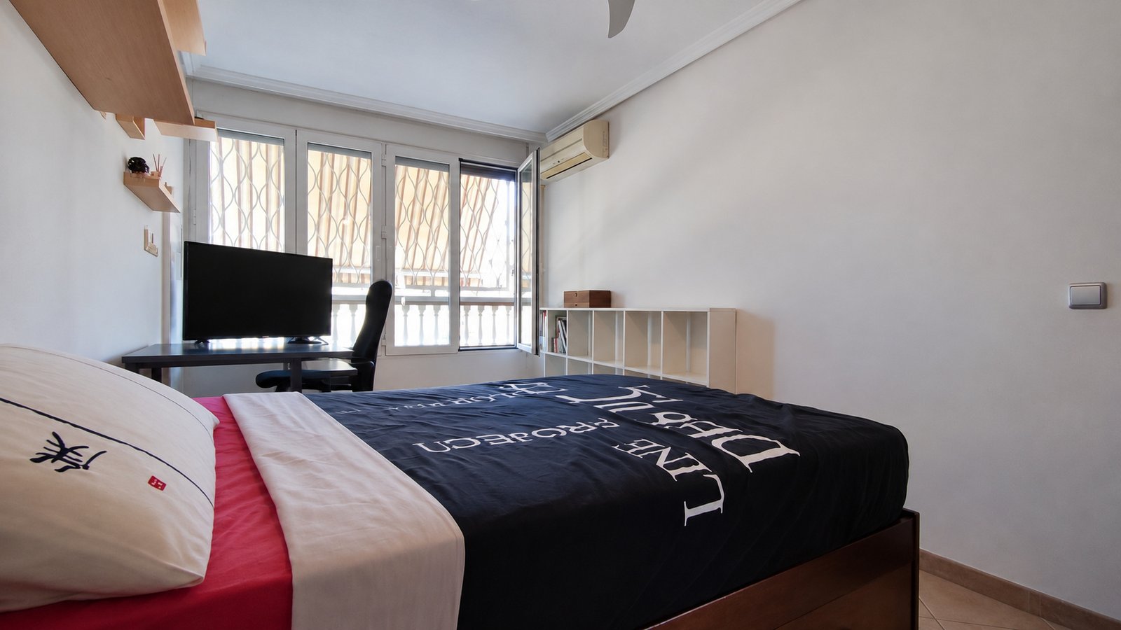 MAGNIFICO CHALET PAREADO EN DIVINA PASTORA, ALICANTE | PISCINA, GARAJE Y PLACAS SOLARES
