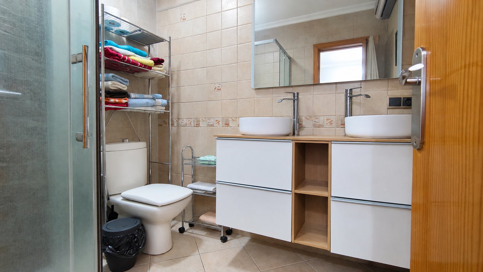 MAGNIFICO CHALET PAREADO EN DIVINA PASTORA, ALICANTE | PISCINA, GARAJE Y PLACAS SOLARES